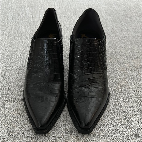 Sam Edelman Black Croc-Embossed Women's Shoes - Picture 2 of 4